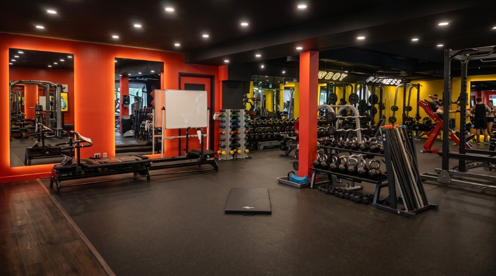 Cowboy Fitness North York training floor